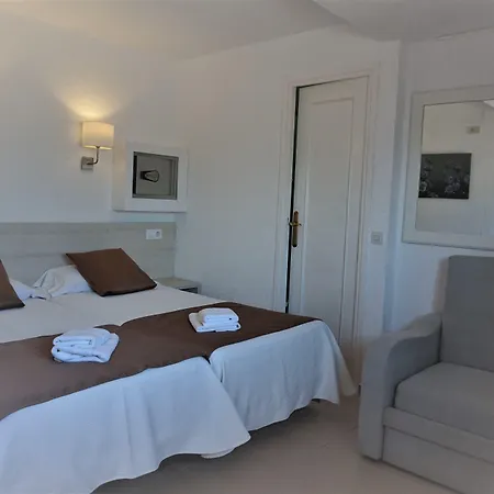 Hermes Hotell *