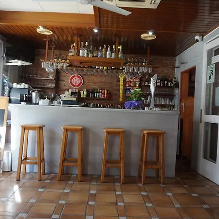 赫尔墨斯酒店 *