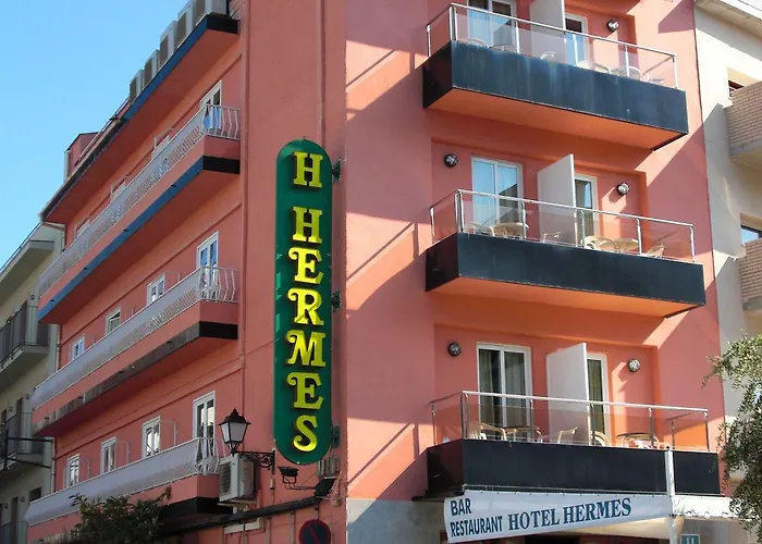 Отель Hermes *